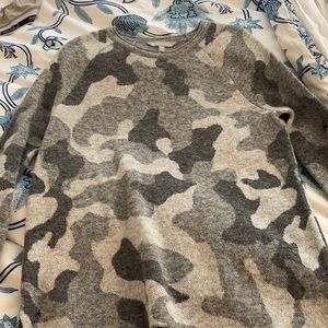 Camp grey sweater